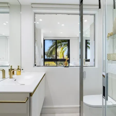 Le Glaieuls - 2 Bedroom - Sea View