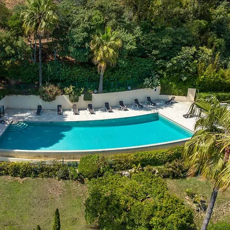 Le Glaieuls - 2 Bedroom - Sea View Apartment